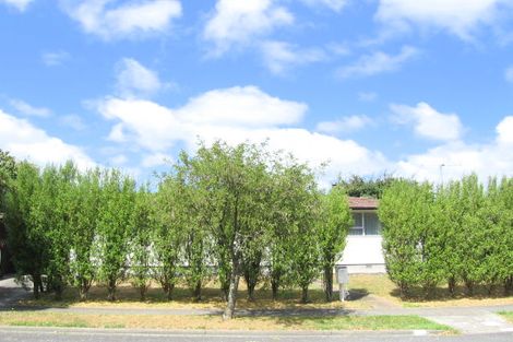 Photo of property in 30 Hartford Crescent, Totara Park, Upper Hutt, 5018