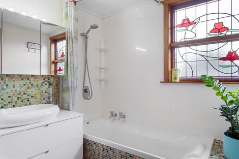 Photo of property in 2 Church Street, Amberley, 7410