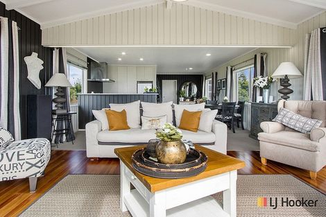 Photo of property in 287 Seaforth Road, Waihi Beach, 3611