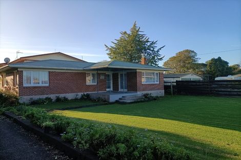 Photo of property in 40 Colombo Road, Waiuku, 2123