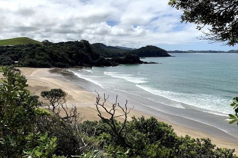 Photo of property in 1305b Matapouri Road, Matapouri, Whangarei, 0173