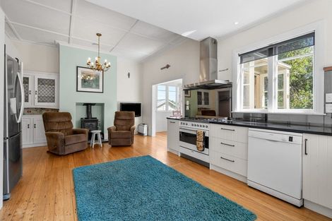 Photo of property in 4 Williams Street, Cambridge, 3434