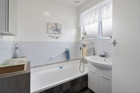 Photo of property in 15 Seddon Street, Feilding, 4702