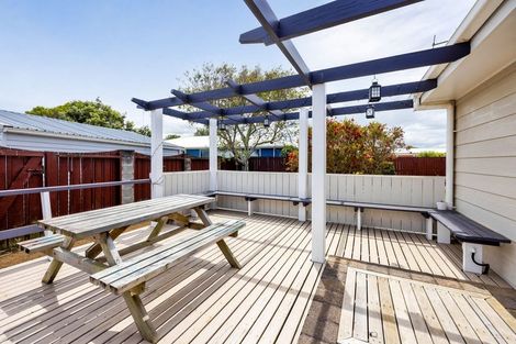 Photo of property in 13 Manuka Place, Hawera, 4610