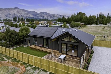 Photo of property in 422b Domain Road, Lake Hawea, 9382