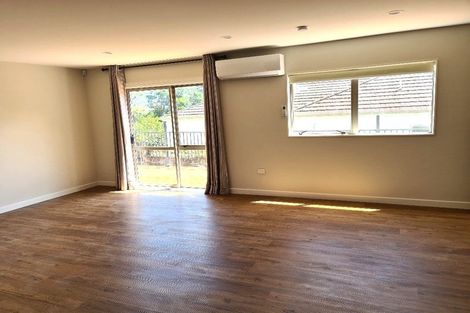 Photo of property in 17c Balmain Road, Birkenhead, Auckland, 0626