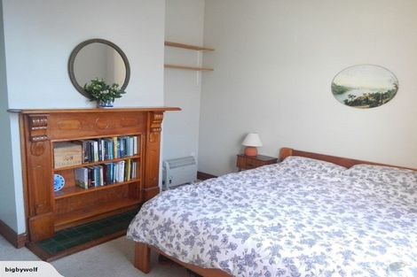 Photo of property in 13 Herald Terrace, Berhampore, Wellington, 6023