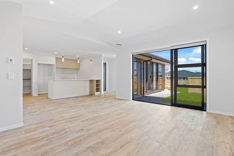 Photo of property in 29 Maunganamu Drive, Wharewaka, Taupo, 3330