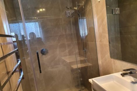 Photo of property in 15 Ashley Avenue, Mangere East, Auckland, 2024