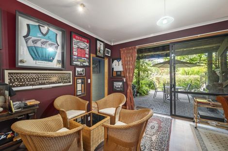Photo of property in 5 Te Urunga Place, Acacia Bay, Taupo, 3330