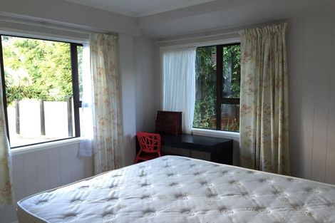 Photo of property in 14 Sandiacre Way, Browns Bay, Auckland, 0630