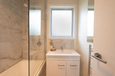 Photo of property in 4b Reid Grove, Richmond Heights, Taupo, 3330