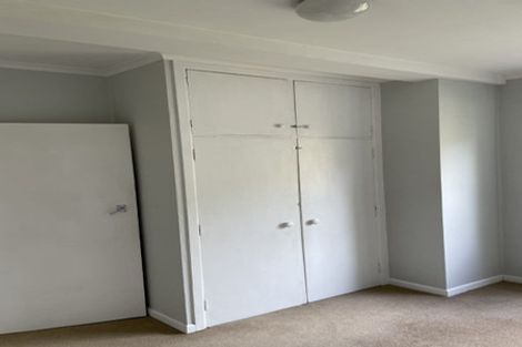 Photo of property in 10 Oriental Terrace, Mount Victoria, Wellington, 6011