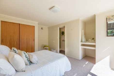 Photo of property in 124 Motuhara Road, Plimmerton, Porirua, 5026