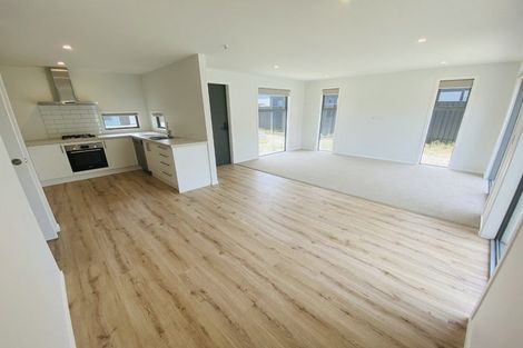 Photo of property in 14 Wallis Drive, Cromwell, 9310