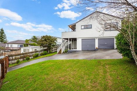 Photo of property in 14 Clearview Heights, Ranui, Auckland, 0612