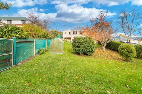 Photo of property in 11 Gorman Street, Macandrew Bay, Dunedin, 9014