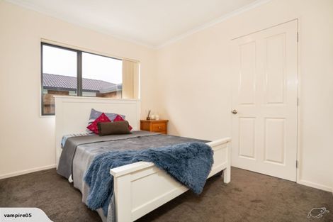 Photo of property in 8 Sid Place, Mangere, Auckland, 2022