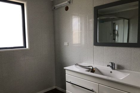 Photo of property in 29 Frimley Terrace, Waikanae Beach, Waikanae, 5036