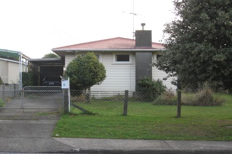 Photo of property in 74 Ruapehu Street, Paraparaumu, 5032
