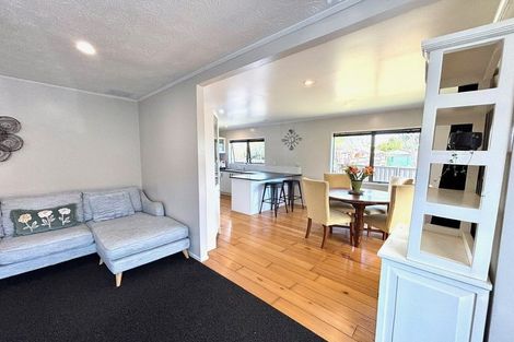 Photo of property in 7 Sunningdale Street, Wattle Downs, Auckland, 2103