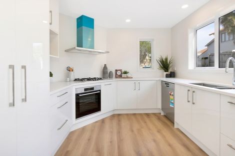 Photo of property in 52c Wainui Avenue, Point Chevalier, Auckland, 1022
