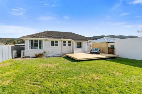 Photo of property in 16 Roberts Street, Wainuiomata, Lower Hutt, 5014