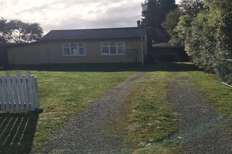 Photo of property in 16 Woodside Road, Oxford, 7430