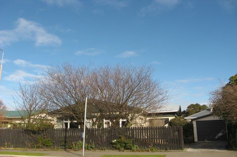 Photo of property in 2/14 Springfield Road, St Albans, Christchurch, 8014