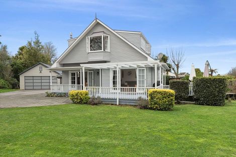 Photo of property in 11 Hall Street, Cambridge, 3434