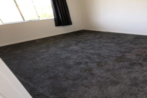 Photo of property in 2/159a Newlands Road, Newlands, Wellington, 6037