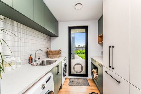 Photo of property in 42 Ridgeland Way, West Melton, 7618