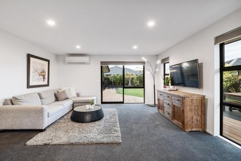 Photo of property in 112 Prestons Park Drive, Marshland, Christchurch, 8083