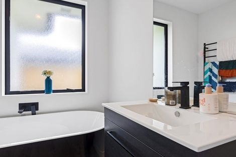 Photo of property in 156 Faringdon Boulevard, Rolleston, 7615