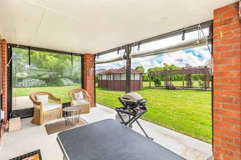 Photo of property in 2 Ivy Lane, Ohau, Levin, 5570