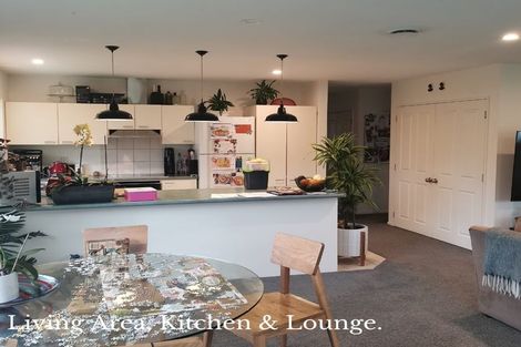 Photo of property in 6 Warner Place, Heathcote Valley, Christchurch, 8022