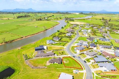Photo of property in 16 Breton Drive, Waipu, 0510