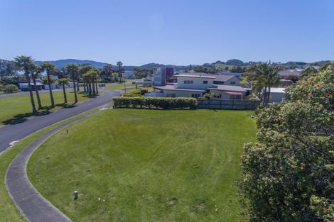 Photo of property in 1 Bayside Drive, Coopers Beach, 0420