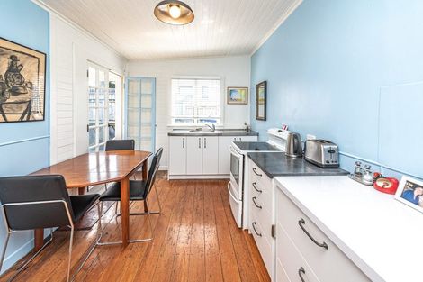 Photo of property in 19 Manuka Street, Castlecliff, Whanganui, 4501