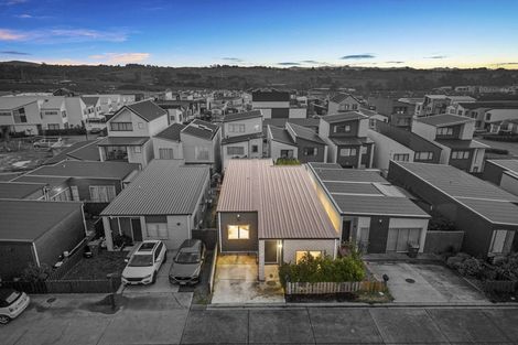 Photo of property in 9 Heri Lane, Westgate, Auckland, 0814