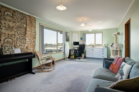 Photo of property in 44 Westhaven Place, Redwoodtown, Blenheim, 7201