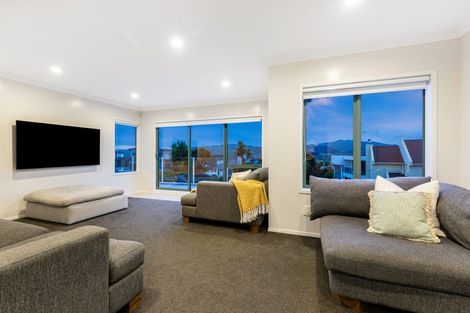 Photo of property in 12 Bowsprit Way, Whitby, Porirua, 5024