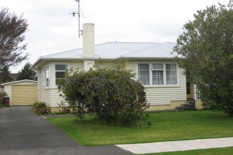 Photo of property in 9 Norfolk Street, Levin, 5510