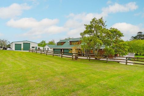 Photo of property in 136 Muriwai Road, Waimauku, 0881