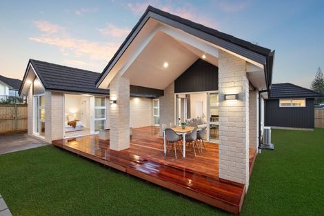 Photo of property in 37 Muster Road, Pukekohe, 2120