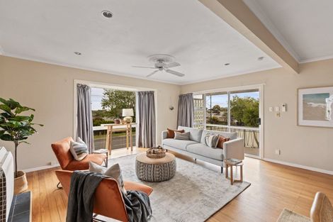 Photo of property in 273 Tukapa Street, Hurdon, New Plymouth, 4310