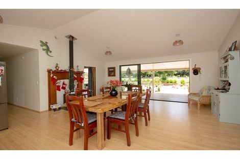 Photo of property in 73 Keri Downs Road, Kerikeri, 0294