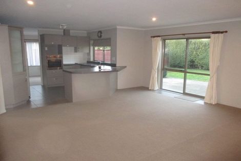 Photo of property in 61 Wiltshire Drive, Huntington, Hamilton, 3210