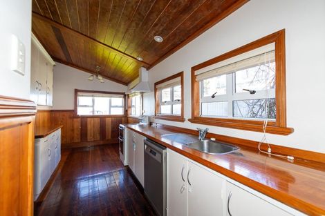 Photo of property in 653 Marine Parade, Napier South, Napier, 4110