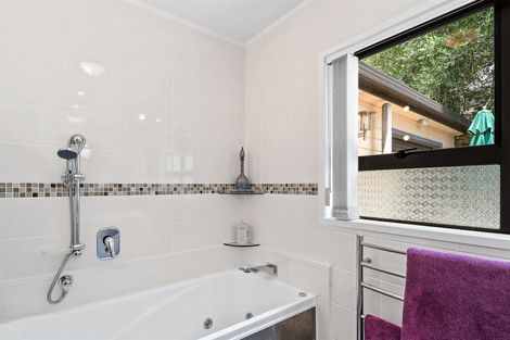 Photo of property in 32 Layton Road, Manly, Whangaparaoa, 0930